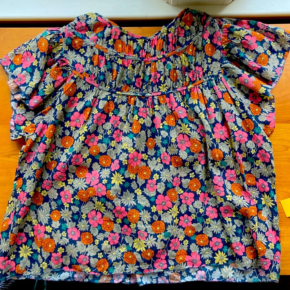 Birds of Paradise by Trovata California top M